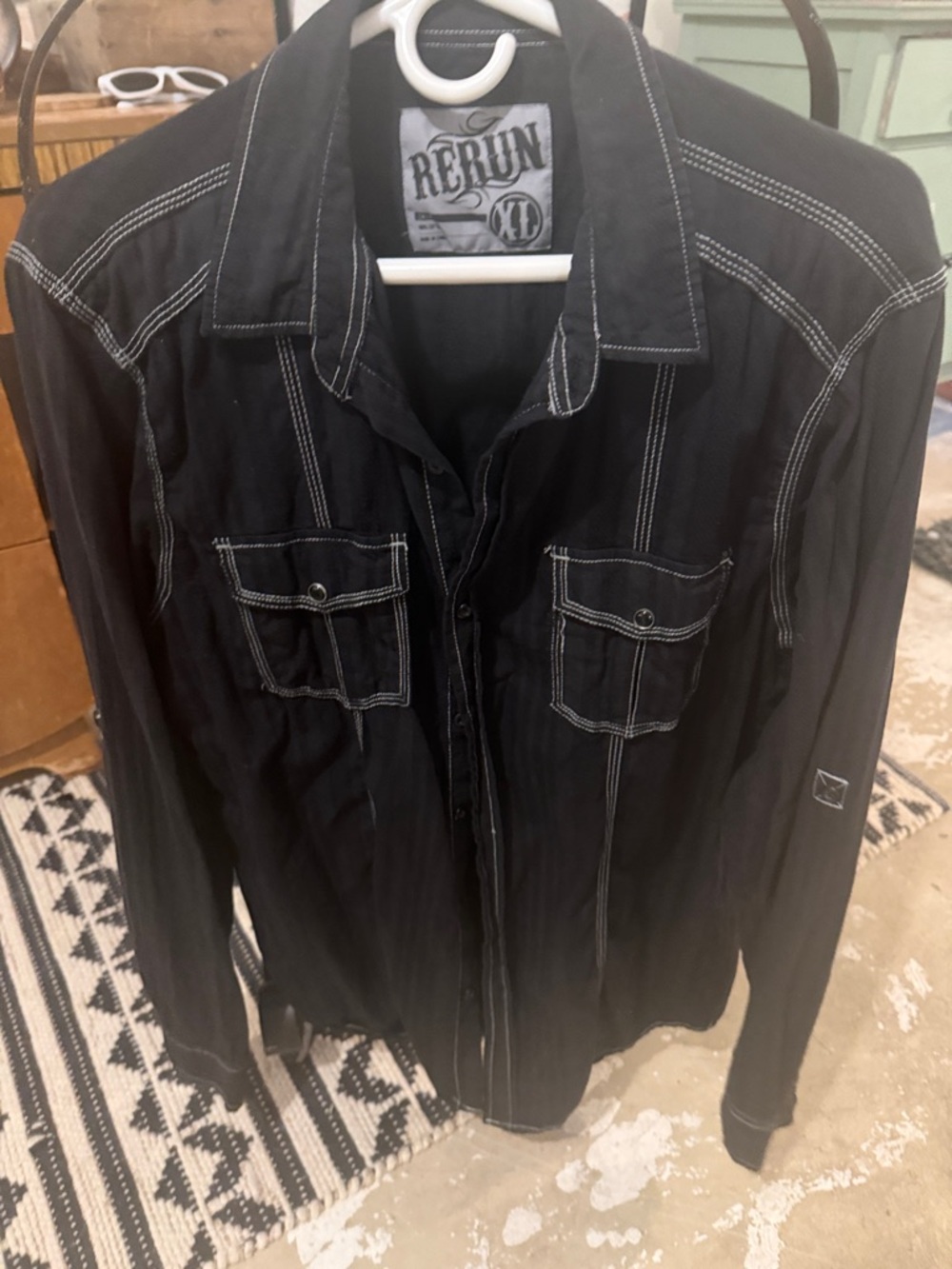 Men’s Black Button-Up Jacket with Contrast Stitching